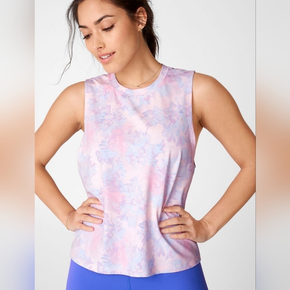 Fabletics Jade muscle tank size medium